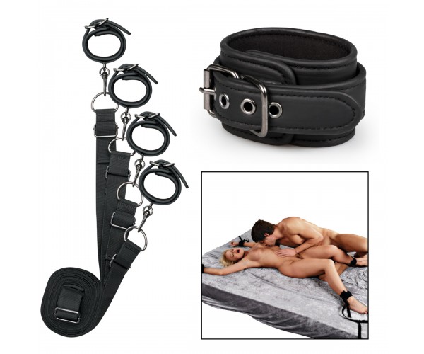 Köp EasyToys Black Fetish Under The Mattress Restraint Set – svart sängbondage EasyToys Black Fetish Under The Mattress Restraint Set svart – sängbondage med justerbara remmar under madrassen och bojor för handleder och fotleder