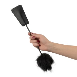 Fluffy Tickler and Whip - Fjäderkittlare & Piska