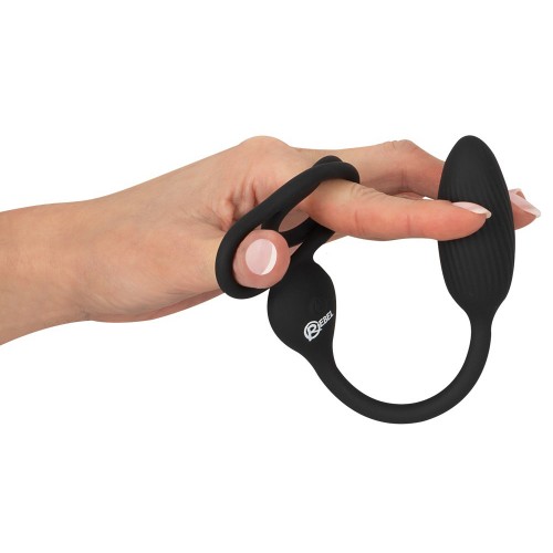 Rebel Cock och Ballrings With Vibrating Buttplug – penisring och pungsring med vibrerande buttplug i ett komplett kit